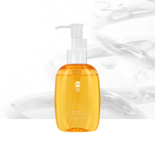 Cleansing oil that removes stubborn makeup without irritating the skin